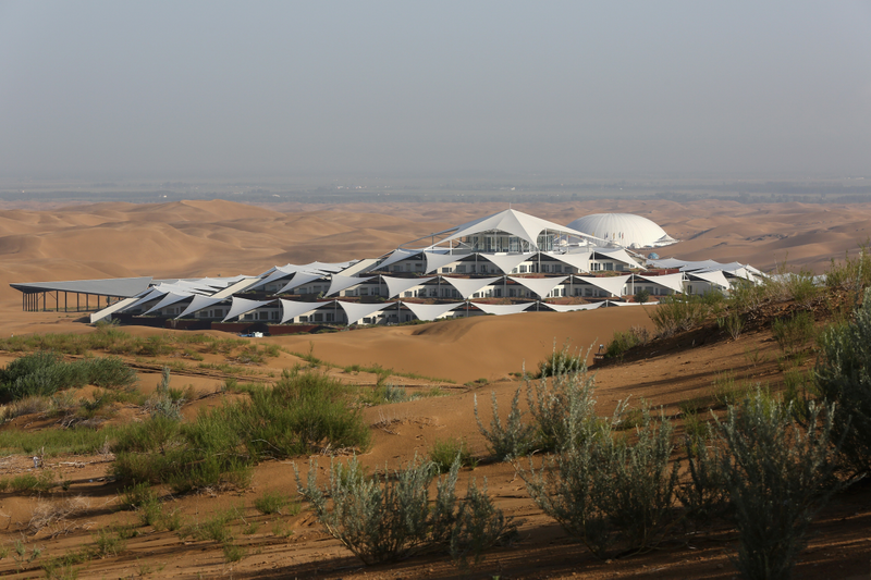 Illustration for article titled Why This Luxury Resort Appeared in the Middle of the Mongolian Desert